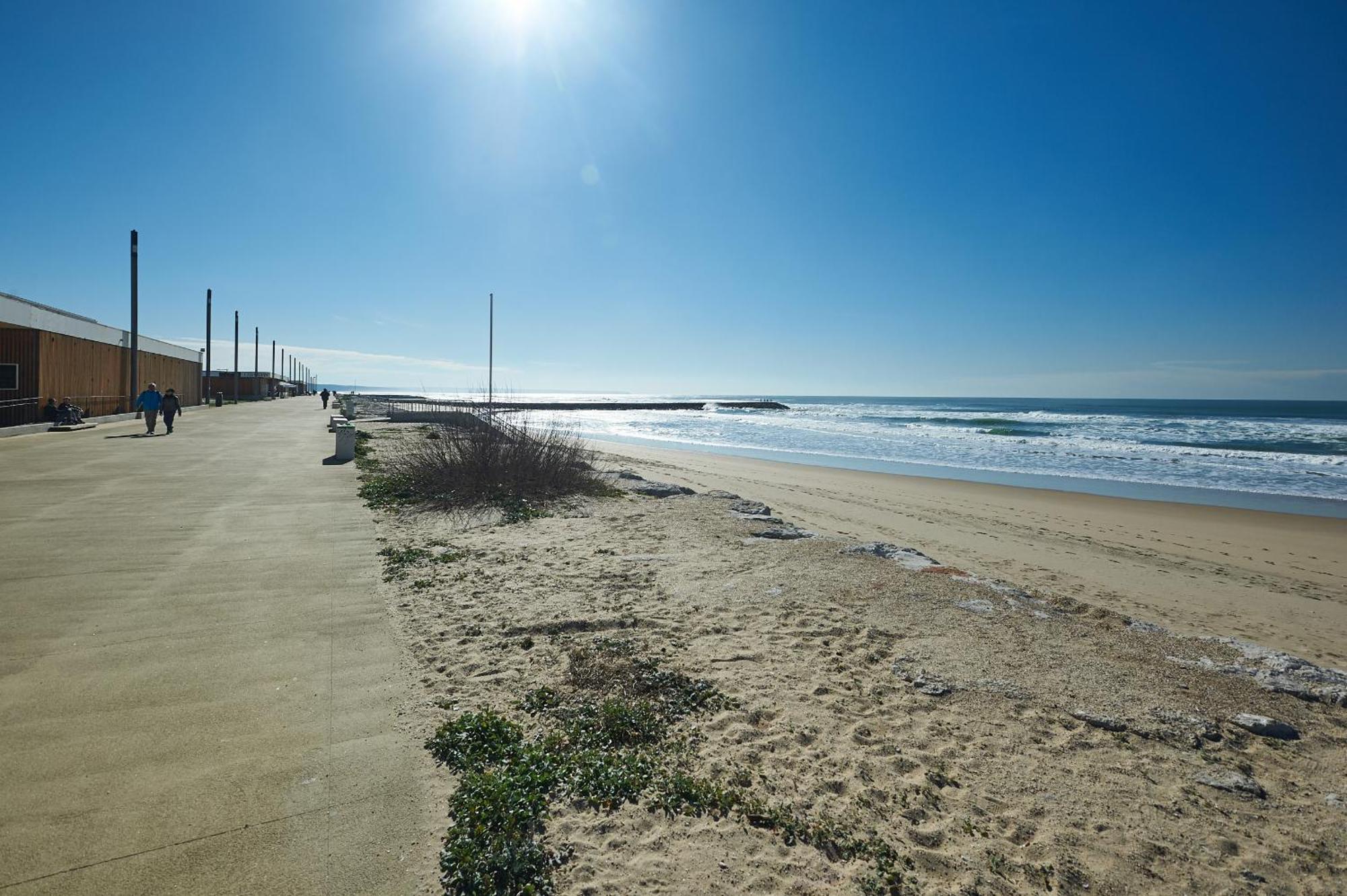 Beguest Beachfront Apartment Caparica Lisbon Costa da Caparica Exterior foto