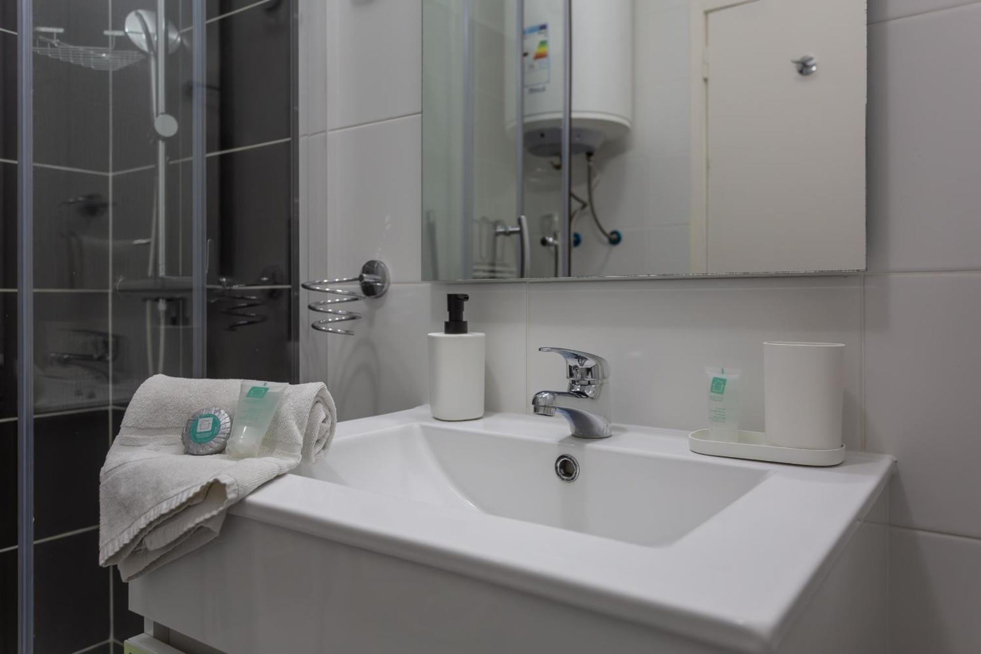 Beguest Beachfront Apartment Caparica Lisbon Costa da Caparica Exterior foto